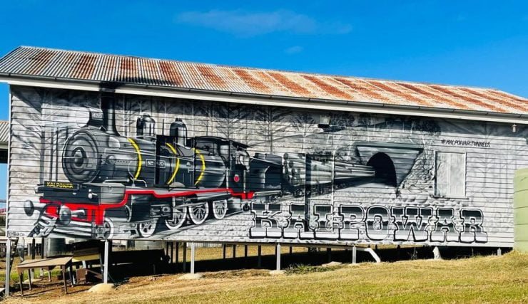 Kalpowar with train image painted on its side